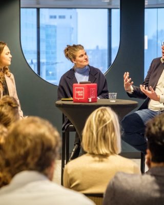 mike lezing en training